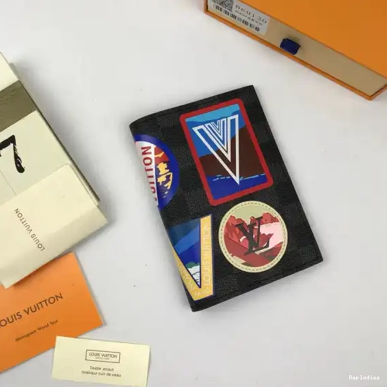 Cheap Vuitton Louis PASSPORT COVER 0513